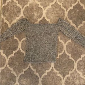 Crop off the shoulder grey hollister top